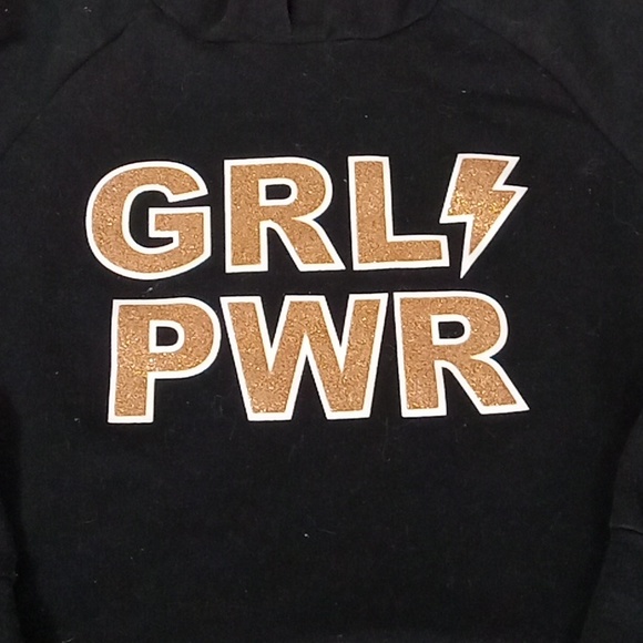 THREE PIECES OF KIDS CLOTHES - Picture 8 of 9